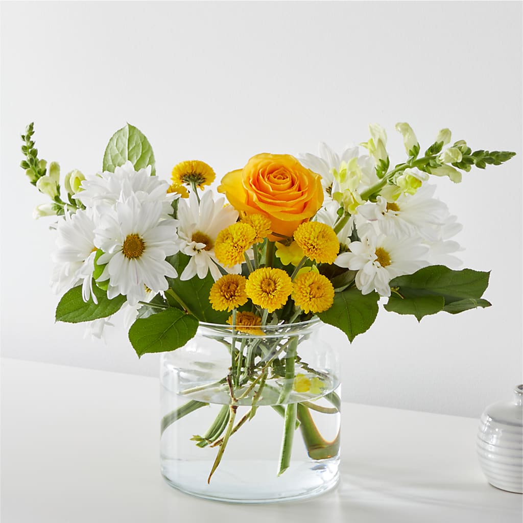 Sun Salutation Bouquet – Thompson Country Florist, Wintersville OH