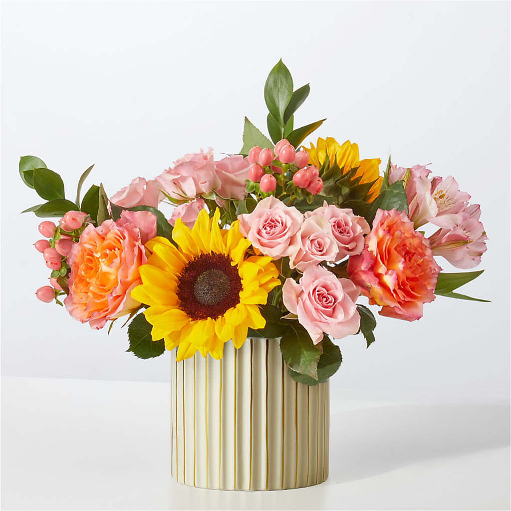Sun's Out Bouquet – Thompson Country Florist, Wintersville OH