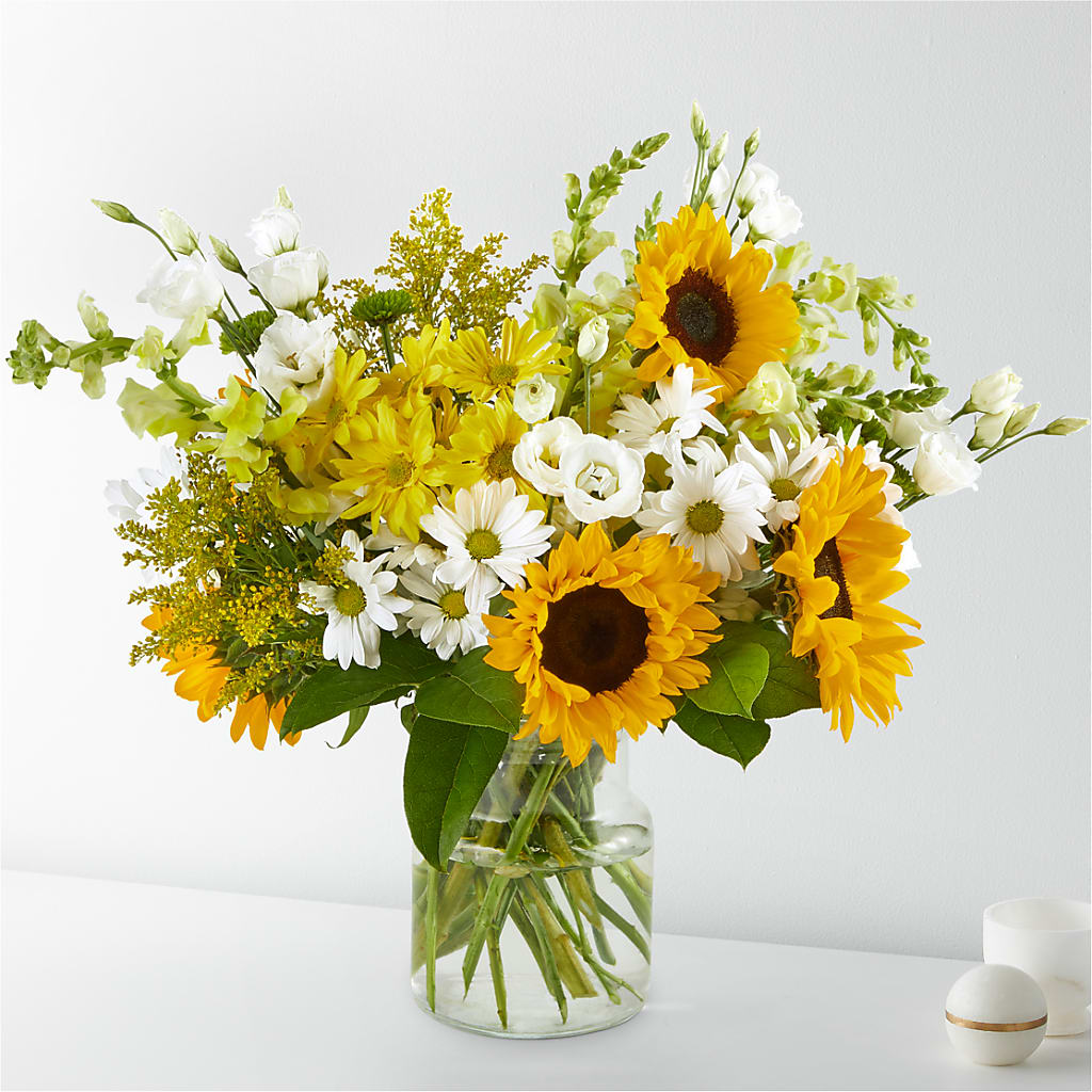 Hello Sunshine Bouquet – Thompson Country Florist, Wintersville OH