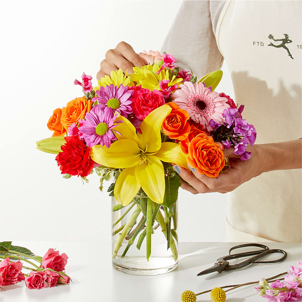 Cue the Confetti - A Florist Original – Thompson Country Florist, Wintersville OH