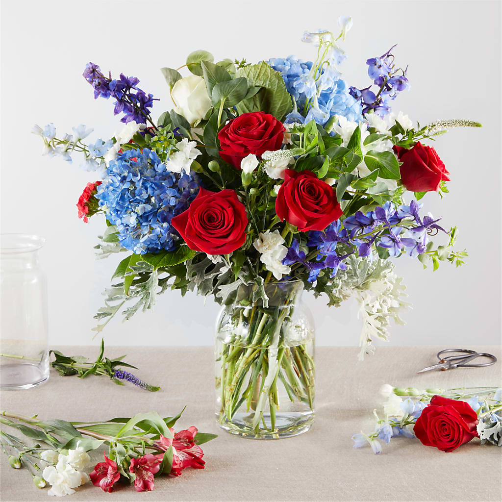 Star Spangled - A Florist Original – Thompson Country Florist, Wintersville OH