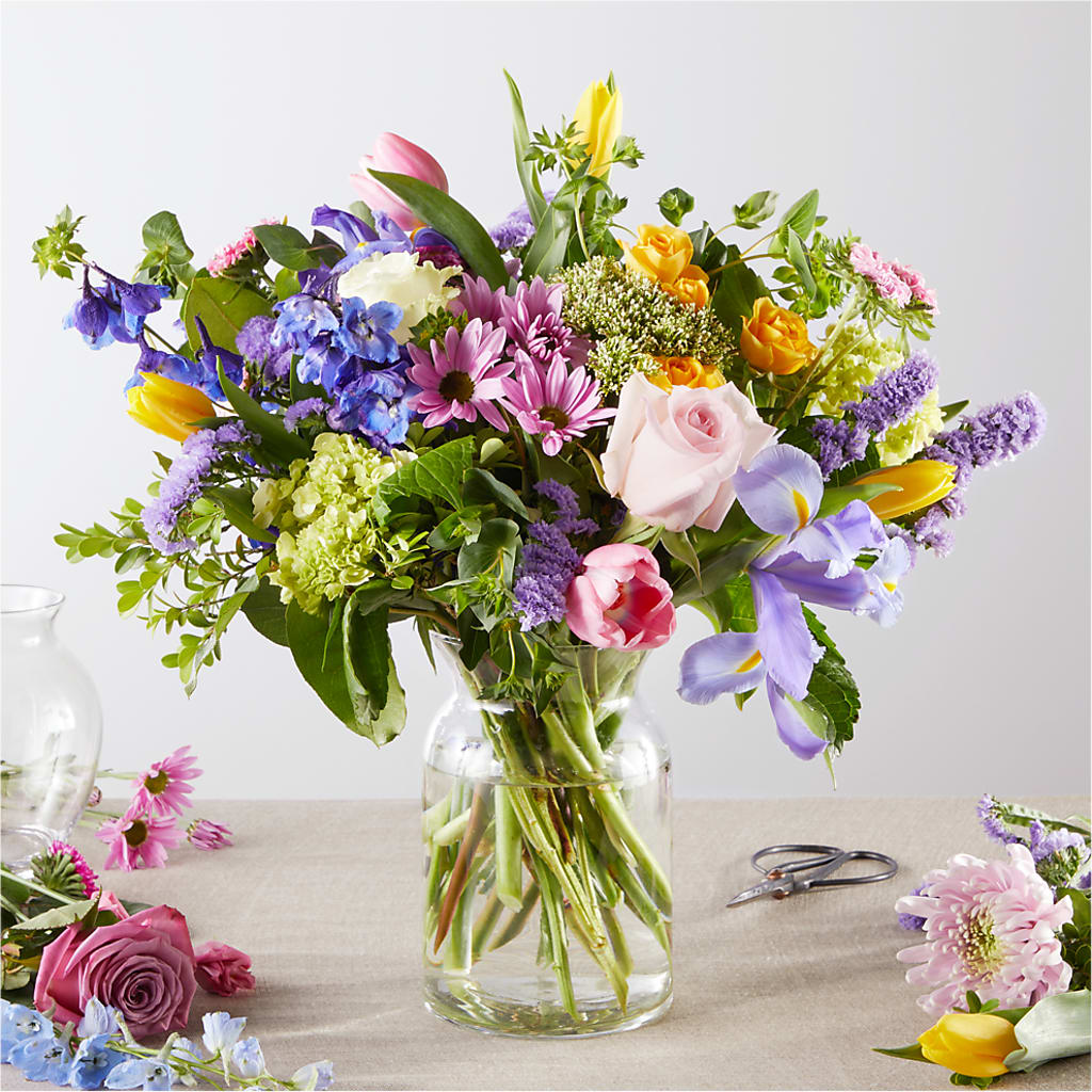 Pastel Tradition - A Florist Original – Thompson Country Florist, Wintersville OH