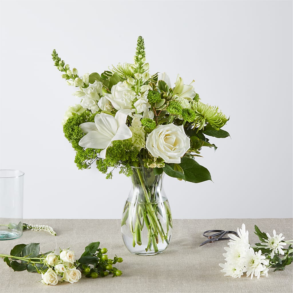 Irish Garden - A Florist Original – Thompson Country Florist, Wintersville OH