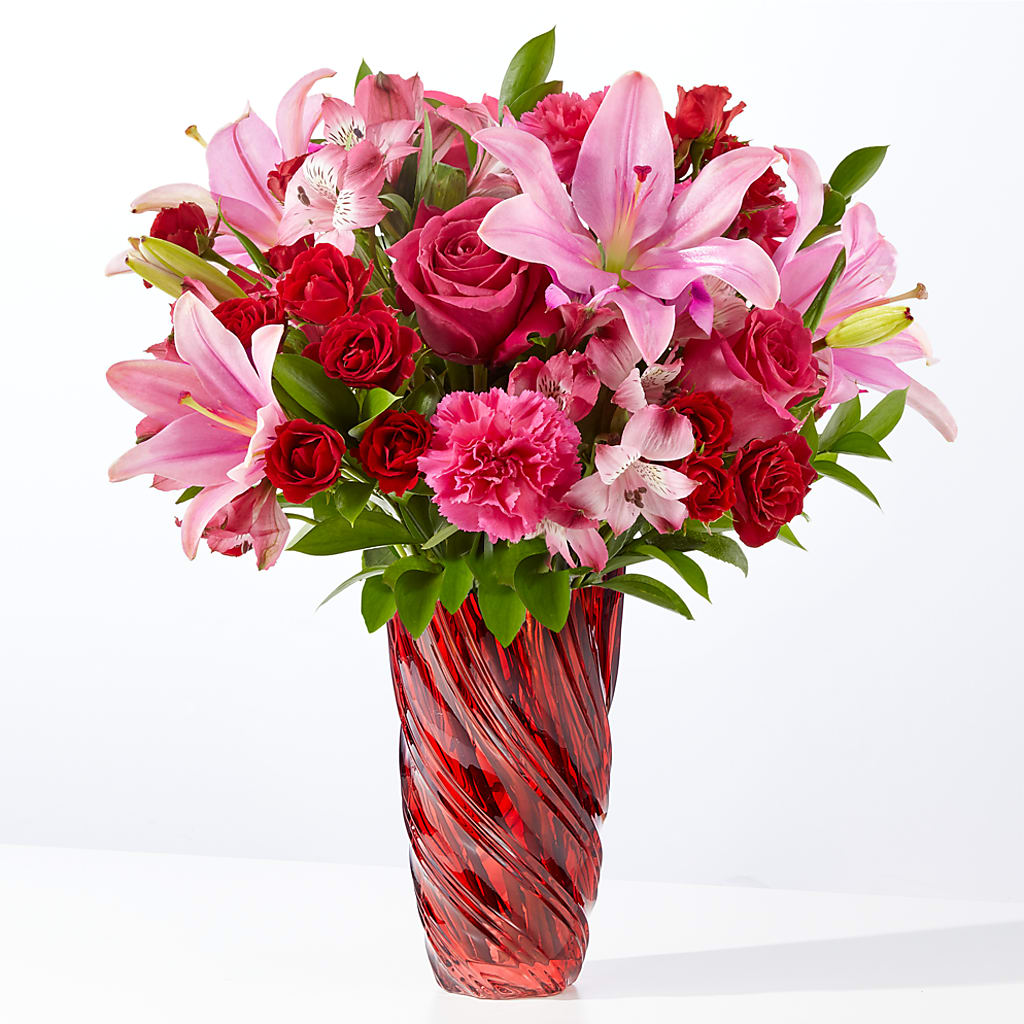In Love Bouquet with Luxe Swirl Vase – Thompson Country Florist, Wintersville OH