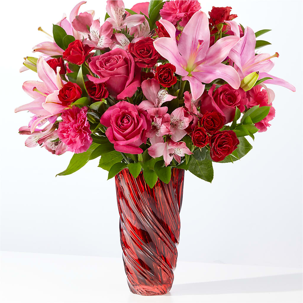In Love Bouquet with Luxe Swirl Vase – Thompson Country Florist, Wintersville OH