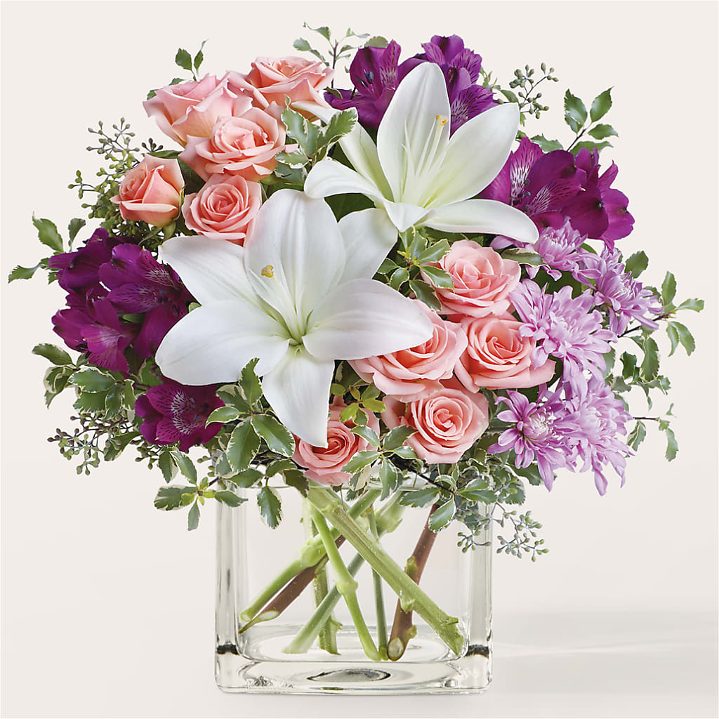 Mani Pedi Bouquet – Thompson Country Florist, Wintersville OH