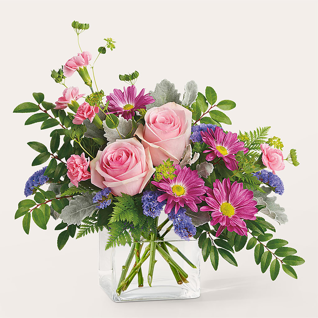 Starlet Bouquet – Thompson Country Florist, Wintersville OH