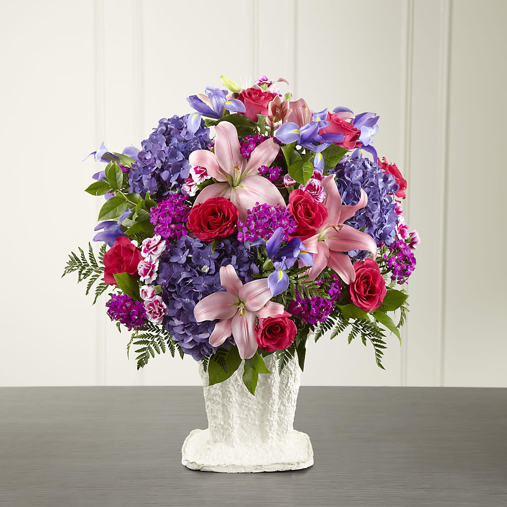 We Fondly Remember Arrangement – Thompson Country Florist, Wintersville OH