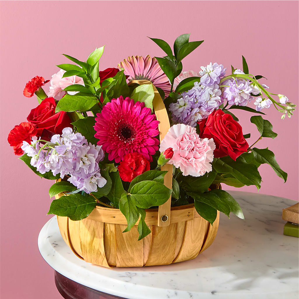 Pink Picnic Basket – Thompson Country Florist, Wintersville OH