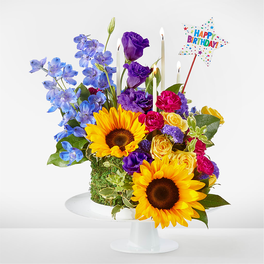 Star of the Day Floral Cake – Thompson Country Florist, Wintersville OH