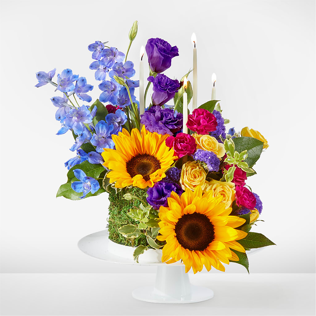 Star of the Day Floral Cake – Thompson Country Florist, Wintersville OH