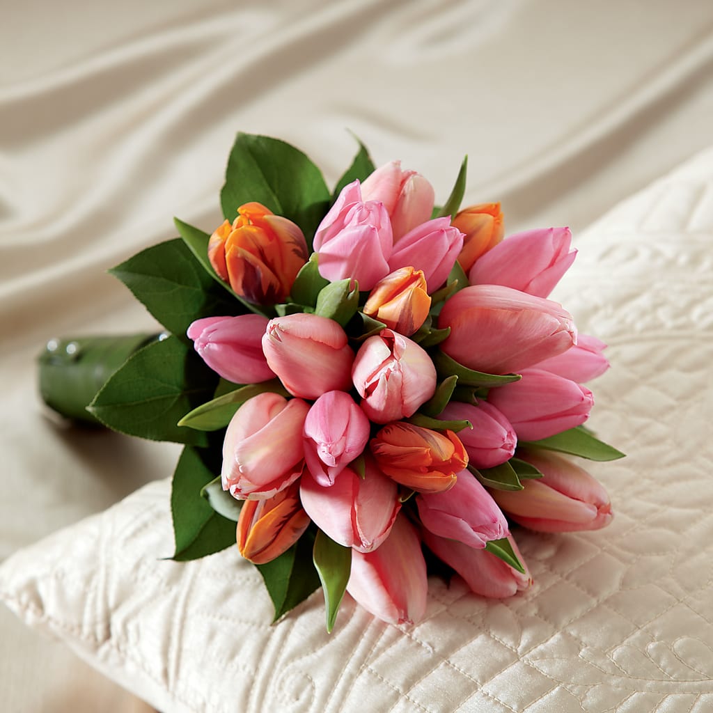 Embraceable Bouquet – Thompson Country Florist, Wintersville OH