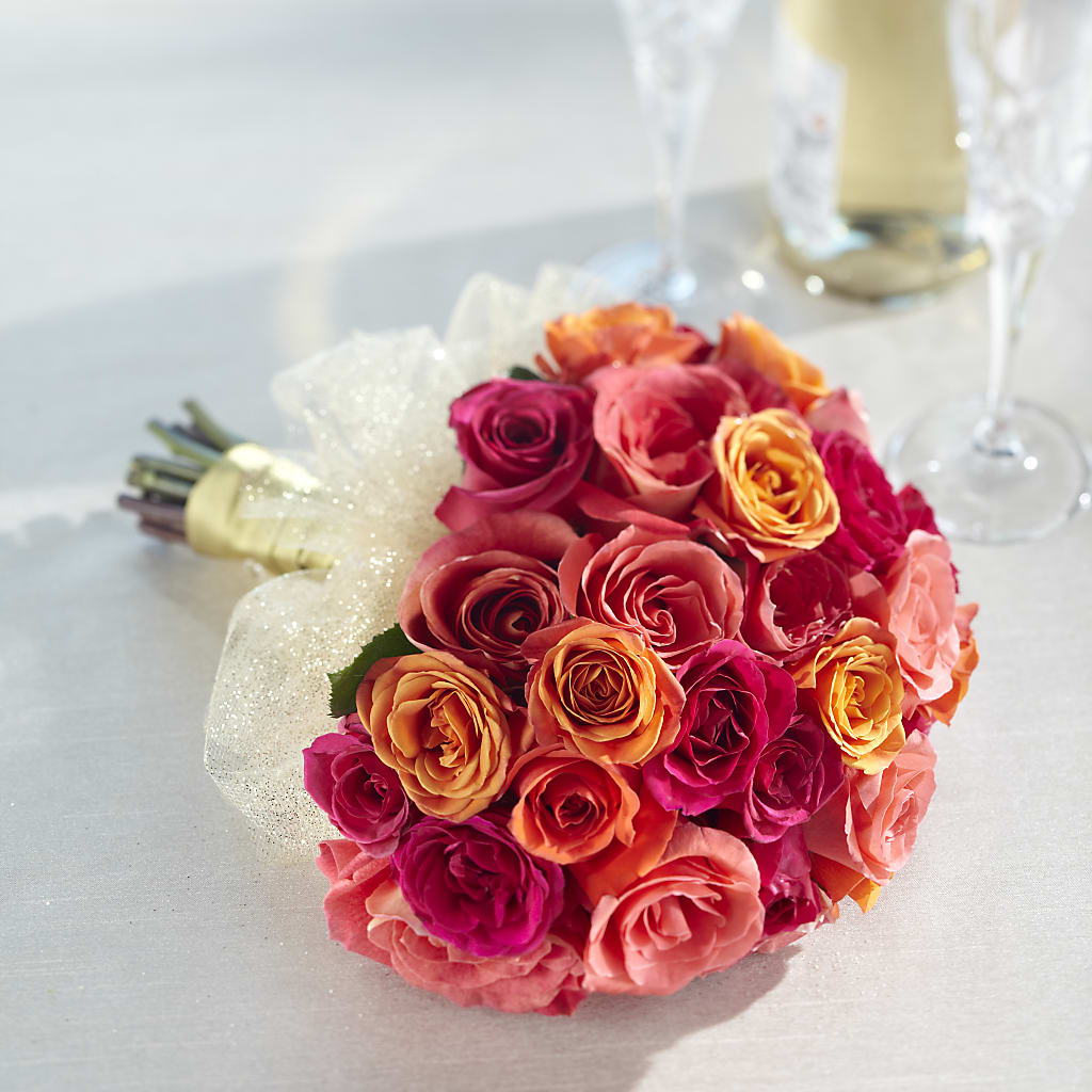 Sweet Roses Bouquet – Thompson Country Florist, Wintersville OH