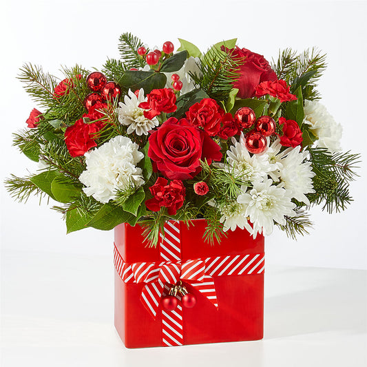 Presents Under the Tree Bouquet –  Thompson Country Florist, Wintersville OH