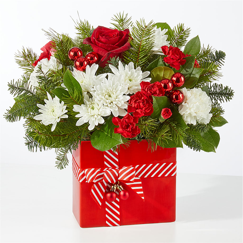 Presents Under the Tree Bouquet –  Thompson Country Florist, Wintersville OH