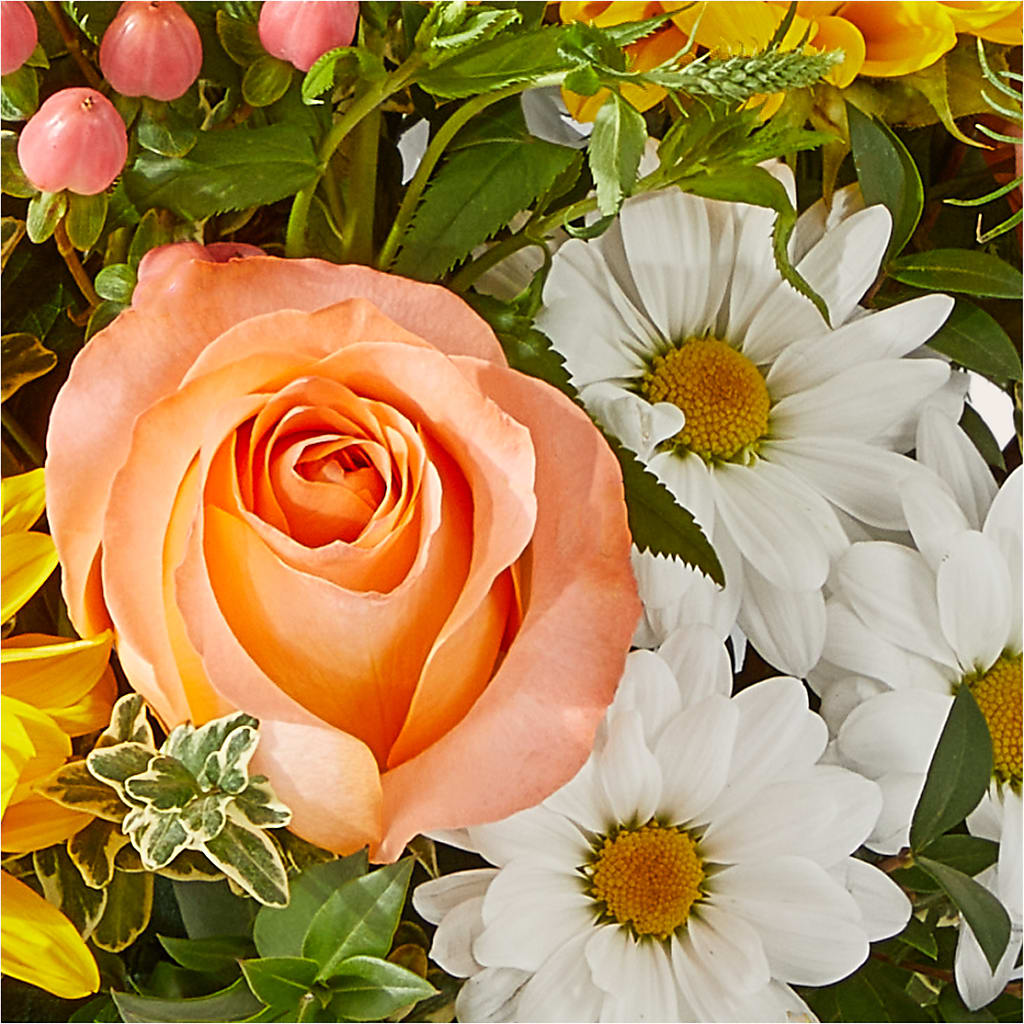The Good Life Bouquet –  Thompson Country Florist, Wintersville OH