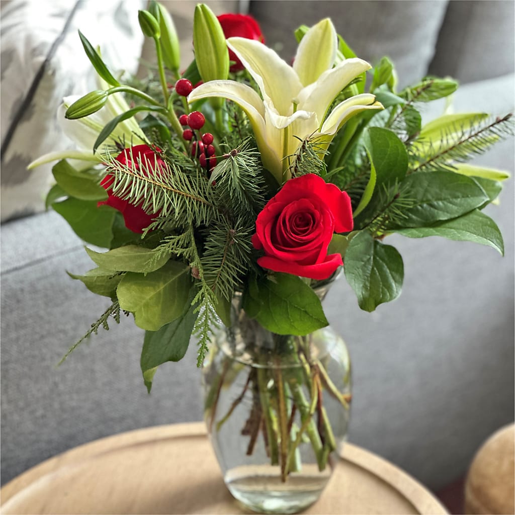 Sparkling Snowflakes Bouquet –  Thompson Country Florist, Wintersville OH