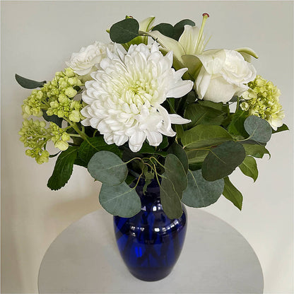 Snowy Dreams Bouquet –  Thompson Country Florist, Wintersville OH