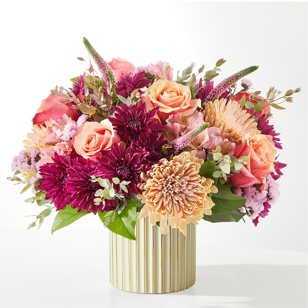 Berry Cobbler Bouquet with Ivory Vase –  Thompson Country Florist, Wintersville OH