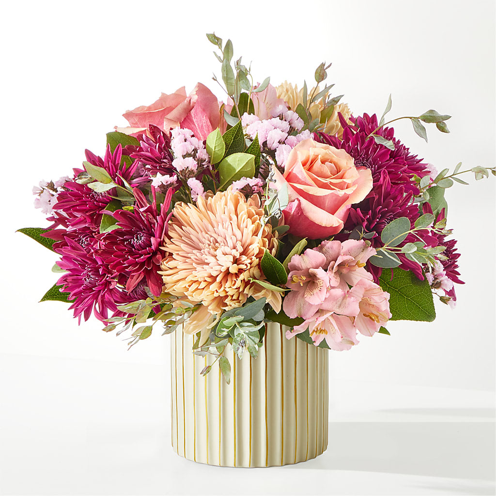 Berry Cobbler Bouquet with Ivory Vase –  Thompson Country Florist, Wintersville OH