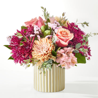 Berry Cobbler Bouquet with Ivory Vase –  Thompson Country Florist, Wintersville OH