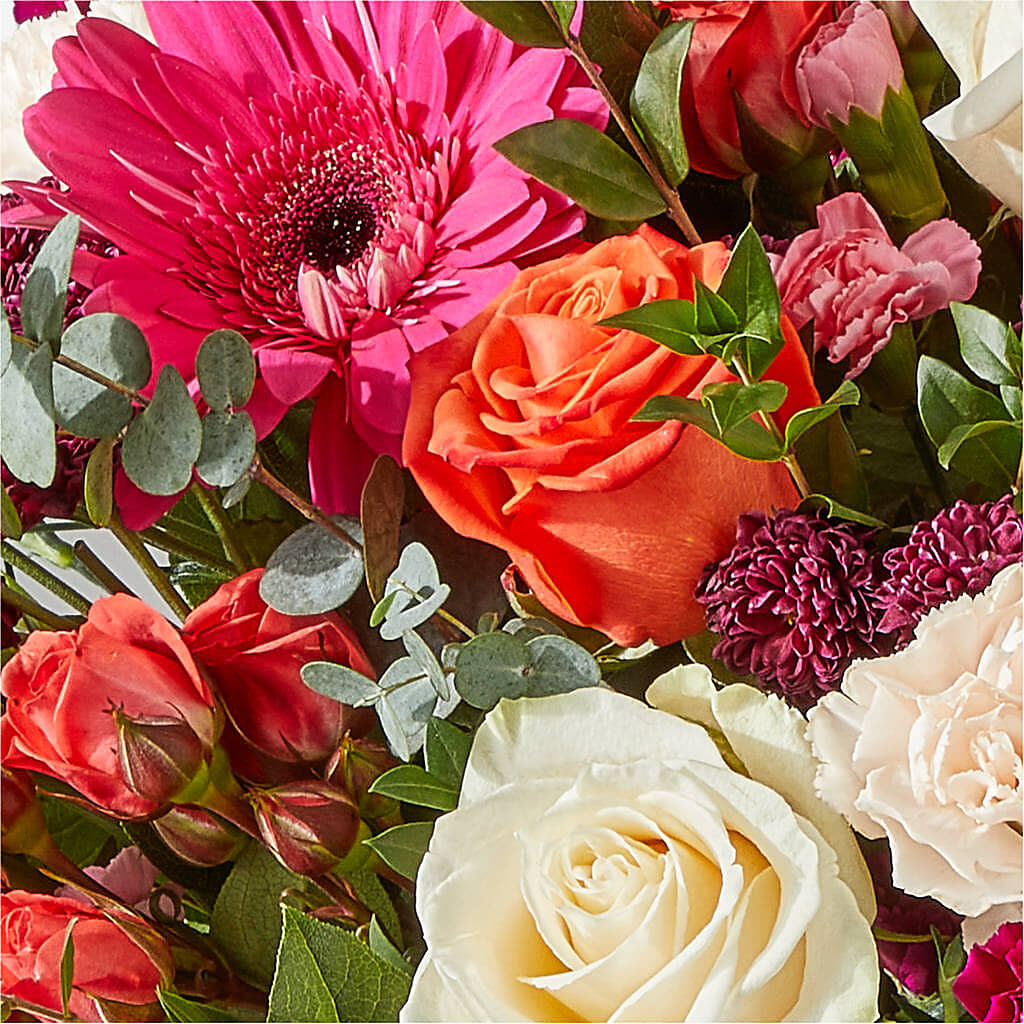 Smell the Roses Bouquet –  Thompson Country Florist, Wintersville OH