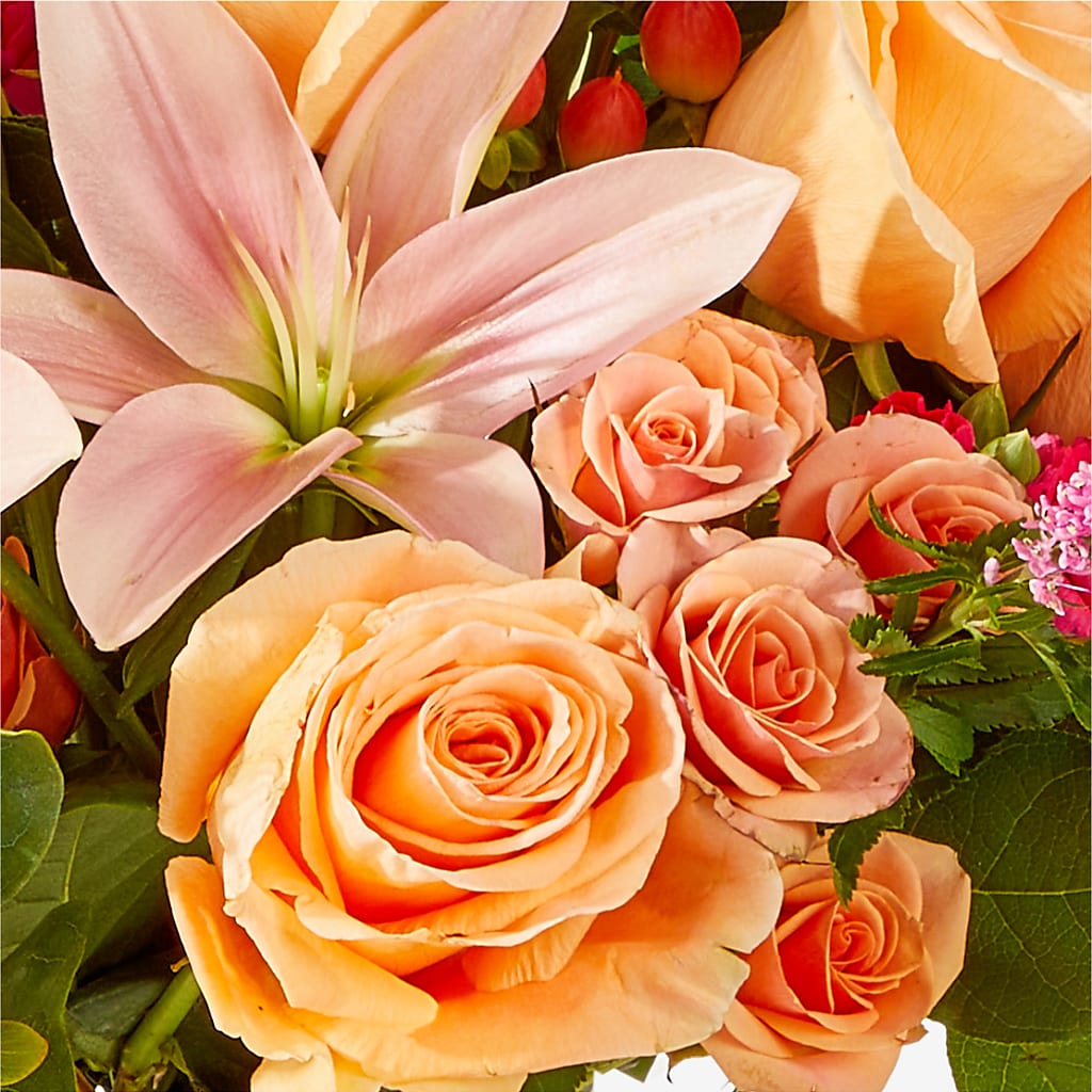 Bisous Bouquet –  Thompson Country Florist, Wintersville OH
