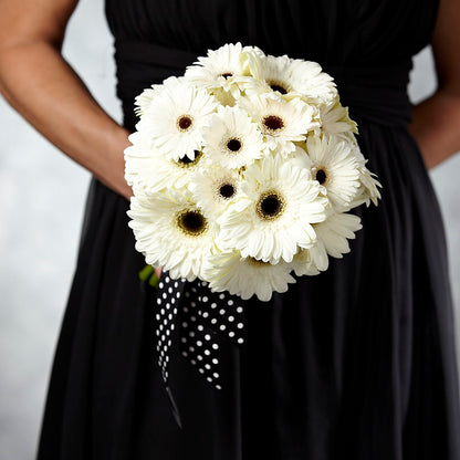 Daisy Delight Bouquet –  Thompson Country Florist, Wintersville OH